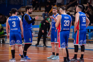 El equipo de Stadio Italiano en la semifinal de Liga DOS ante Truenos de Talca.